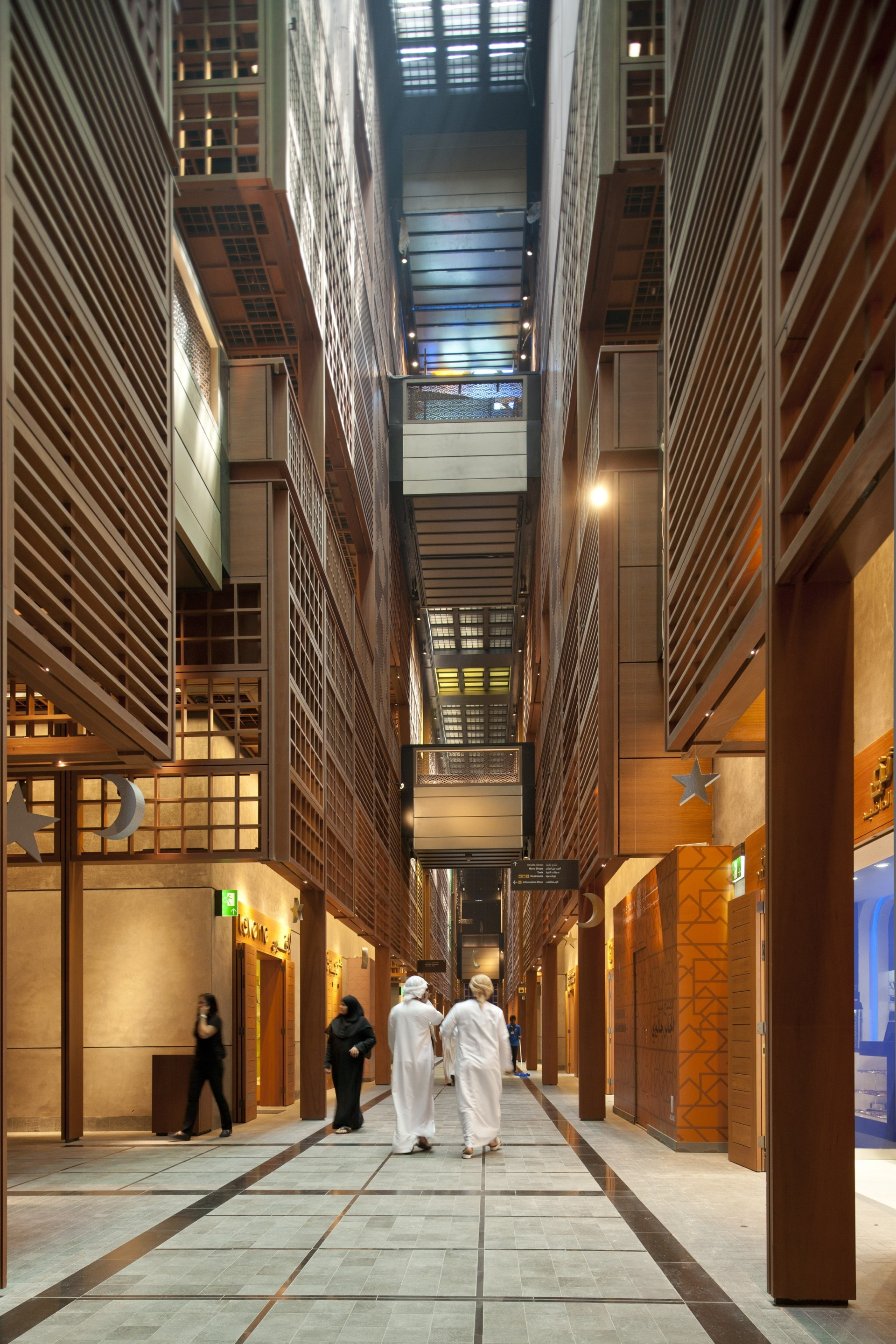 阿布扎比中央购物中心丨诺曼·福斯特建筑师事务所-35