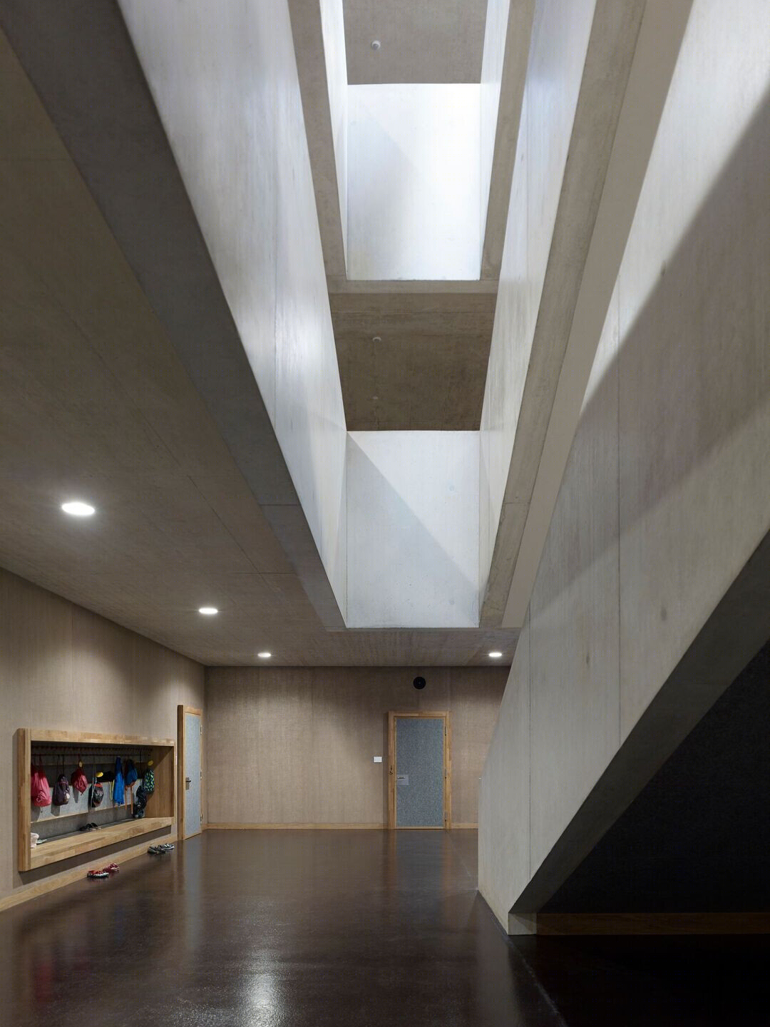 瑞士巴塞尔阶梯式学校建筑设计丨Luca Selva AG-12