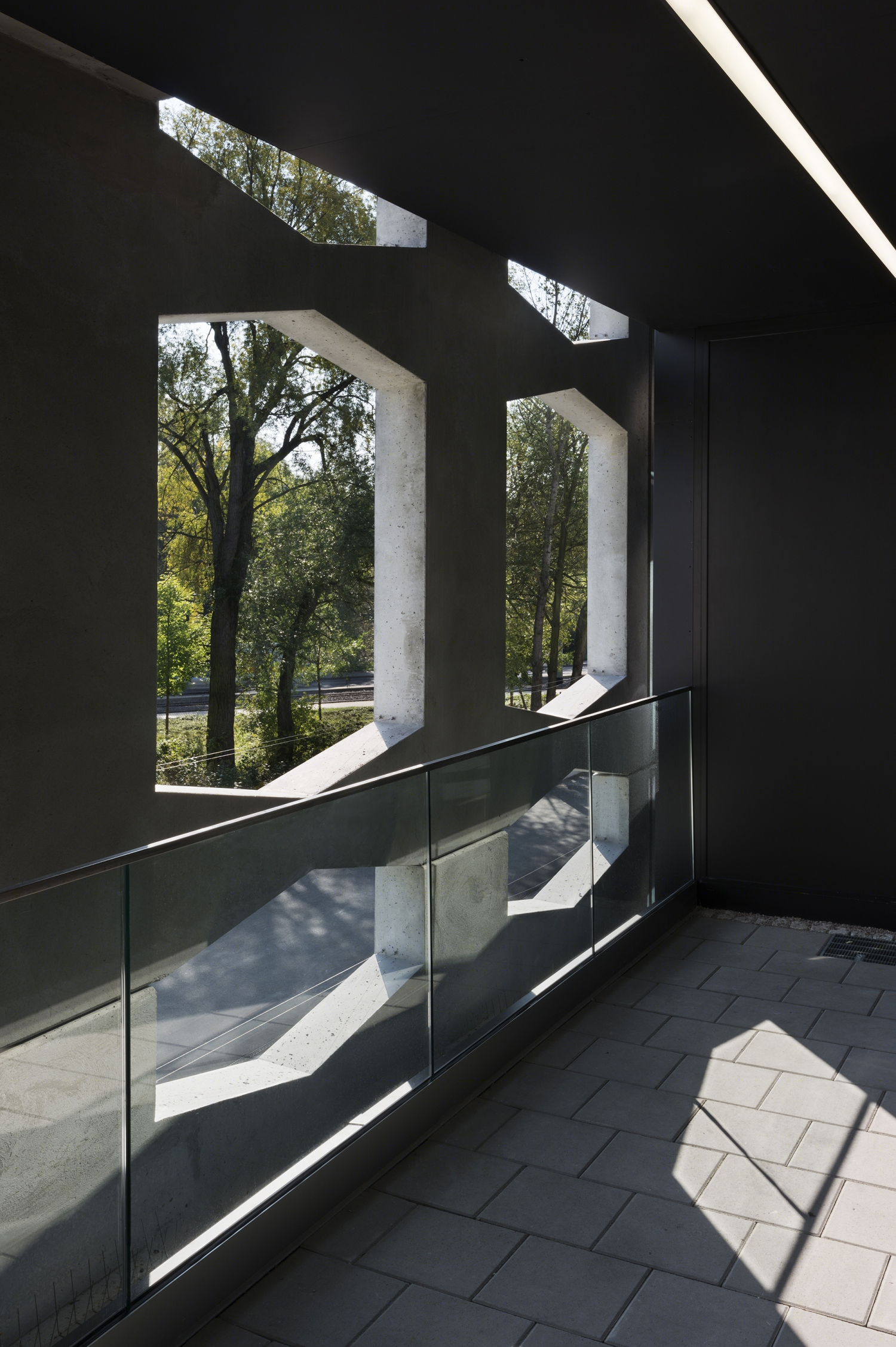 德国纽特拉大楼-53