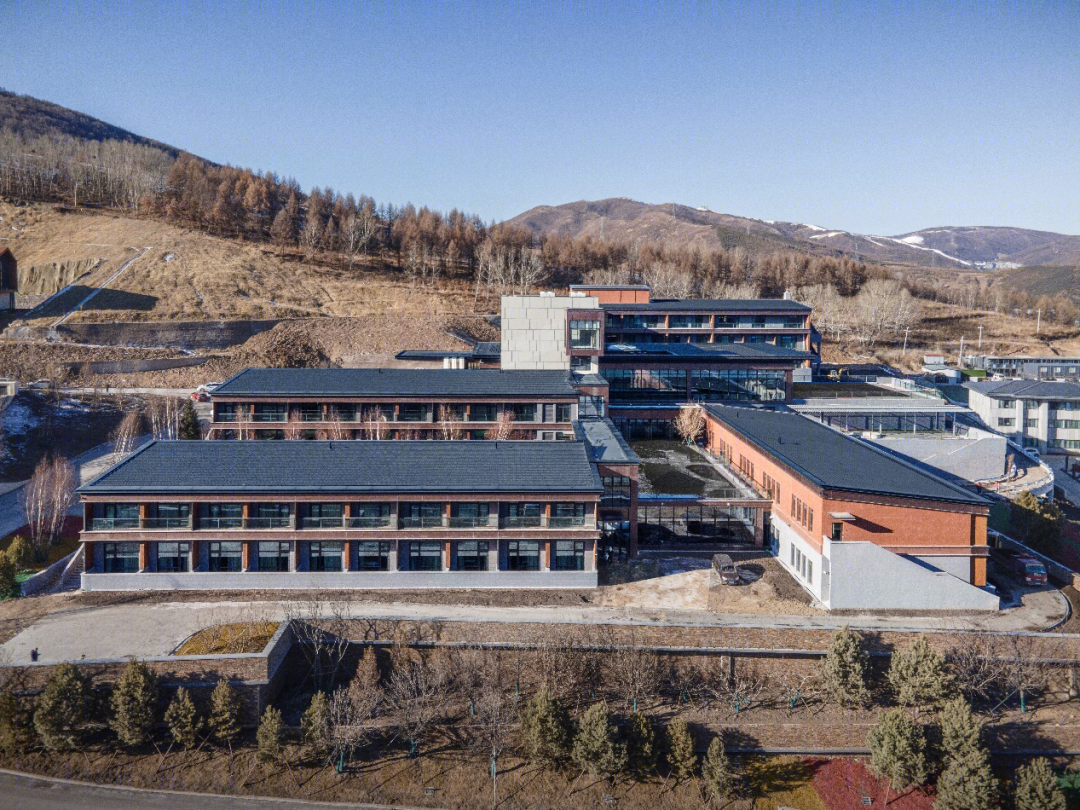 2022 年冬奥会张家口赛区崇礼冰雪小镇国宾山庄项目 01 地块丨中国张家口丨哈尔滨工业大学建筑设计研究院-32