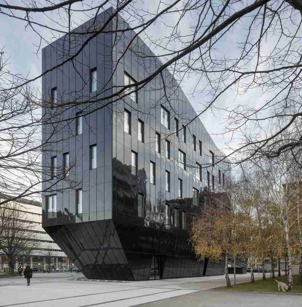 西班牙Musikene建筑 · 音乐之光,雕塑之形-16