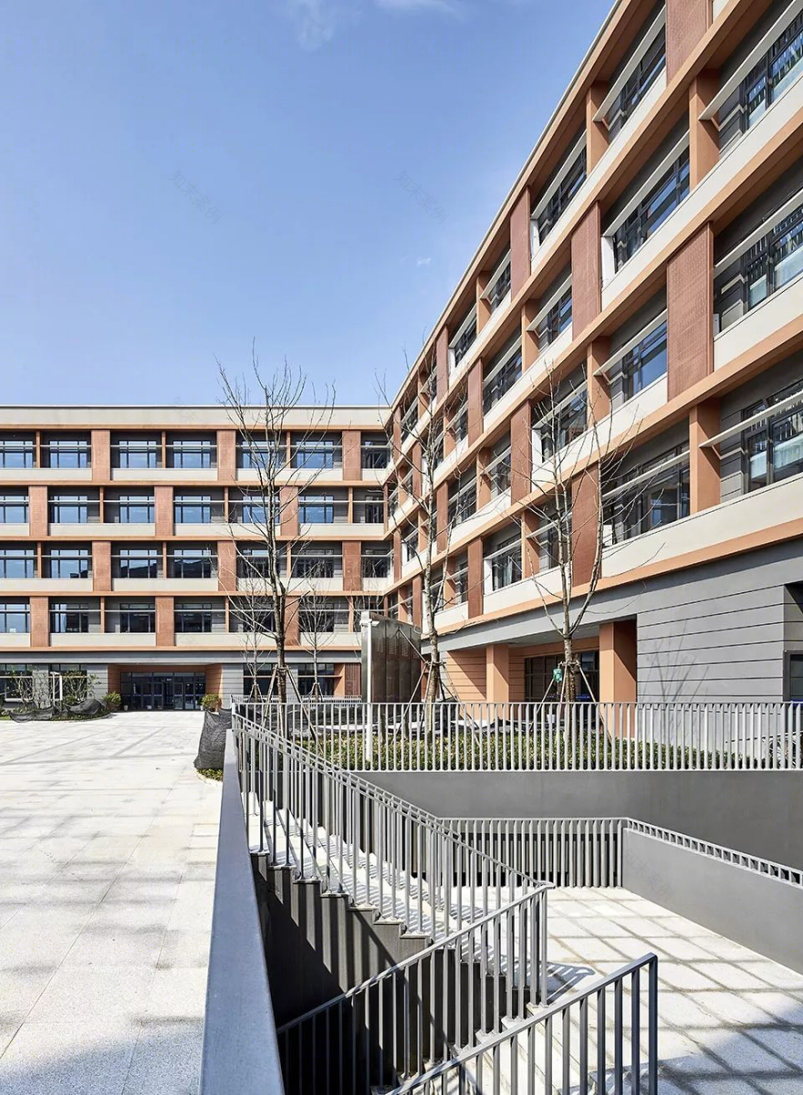 集约化布局的复旦大学新江湾第二附属学校-18