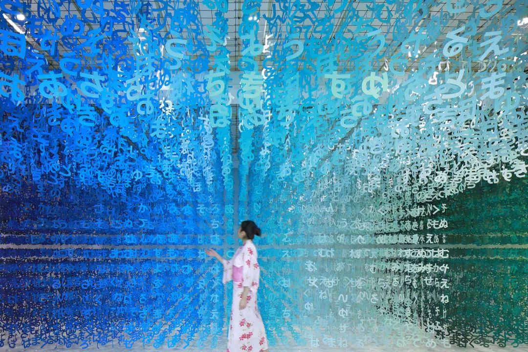 可尔必思 100 周年“语言的世界”装置艺术展-33