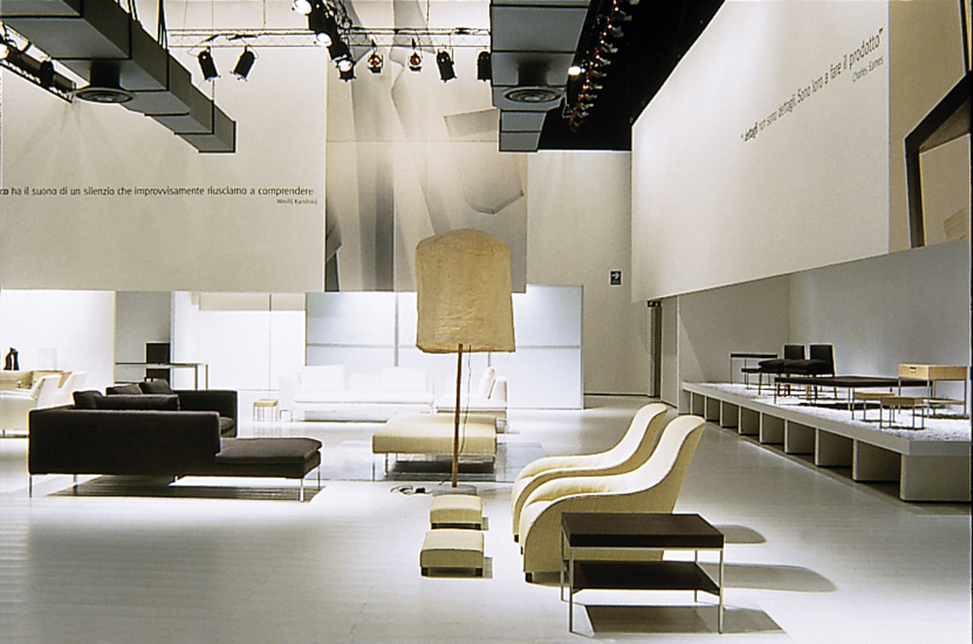 B-B ITALIA SALONE MILAN ANTONIO CITTERIO DESIGN-26