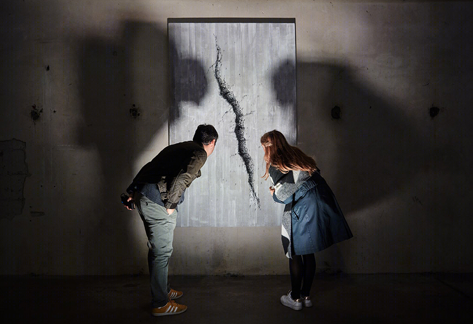 Pejac 的“呼吸暂停”展览丨德国柏林-47