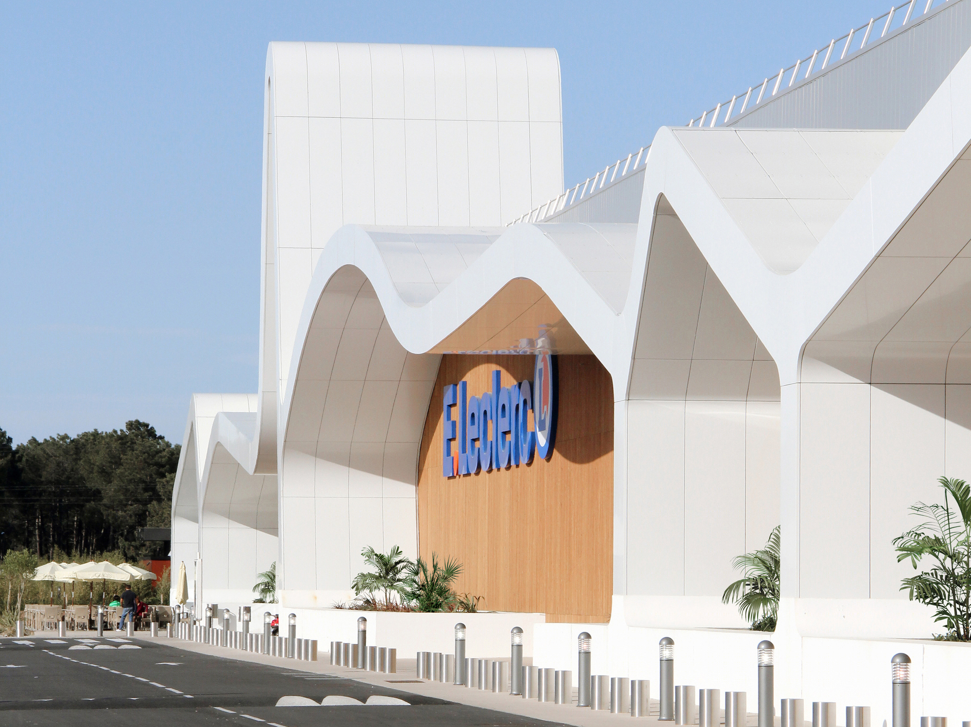 法国俄刻阿尼得斯商场(Arnie si store France and Russia)-7