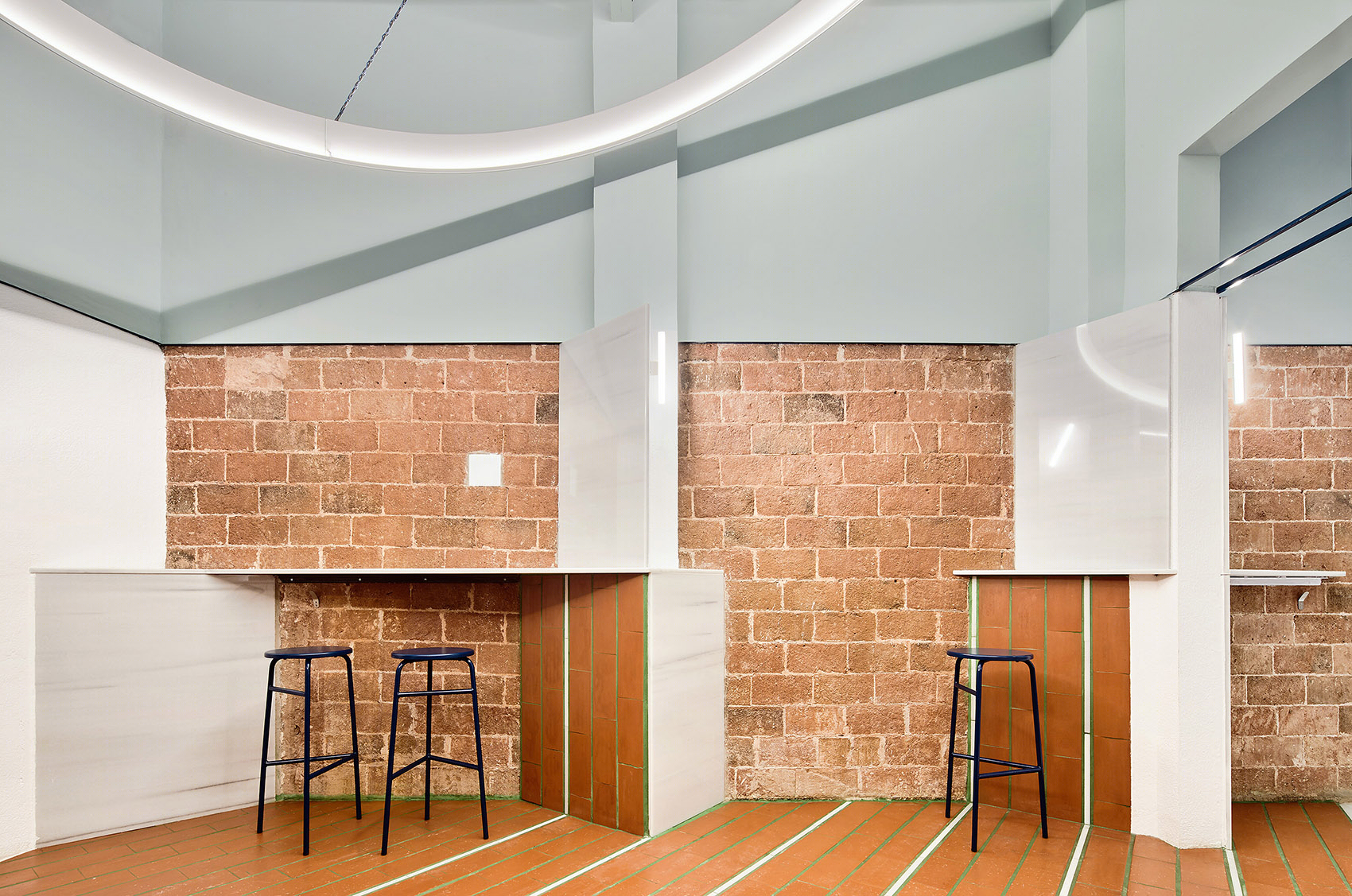 传统加泰罗尼亚餐厅的现代设计-23