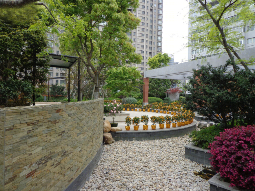 金虹桥国际中心屋顶花园景观-20