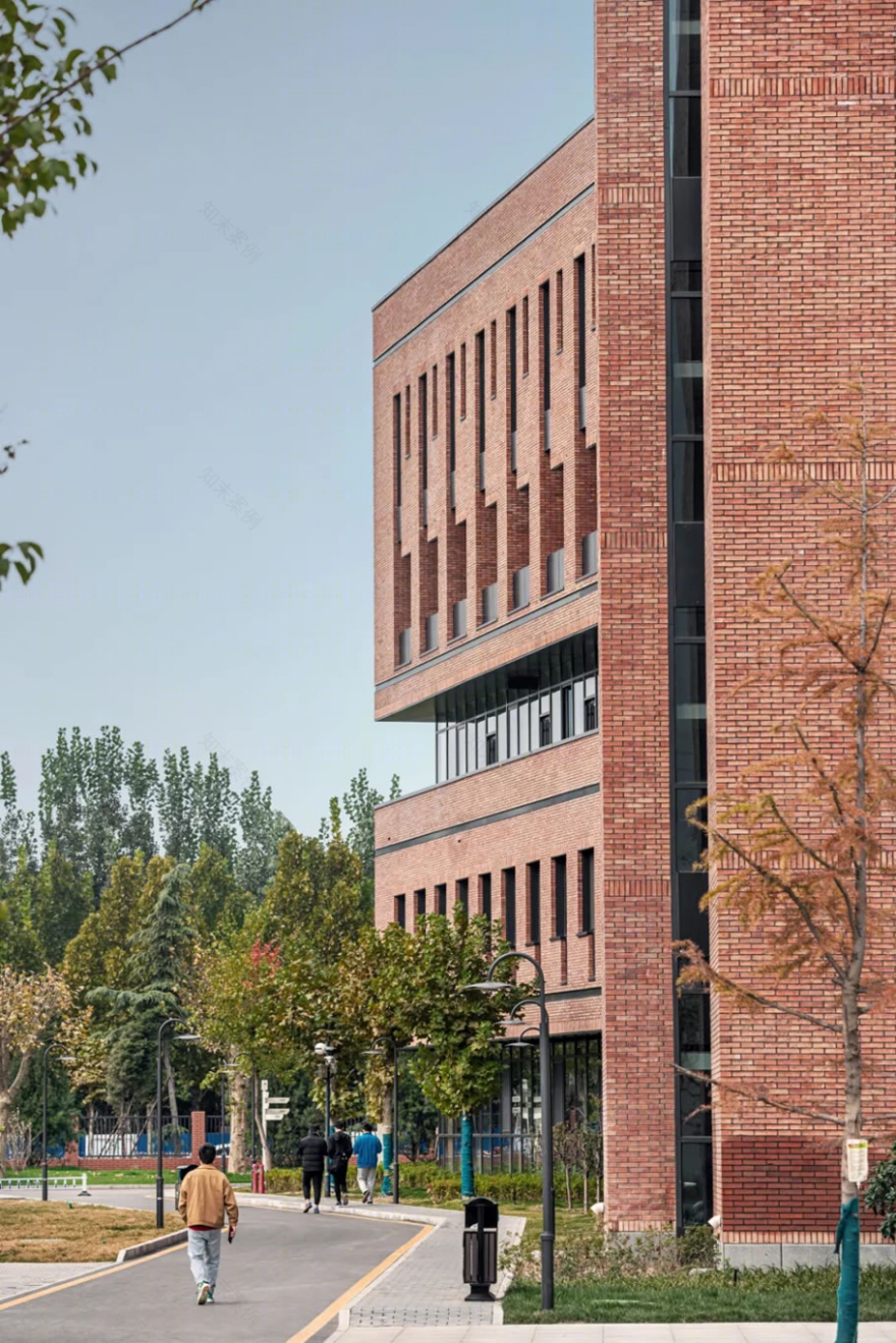 山东农业大学经济管理学院教学楼丨中国泰安丨清华大学建筑设计研究院-70
