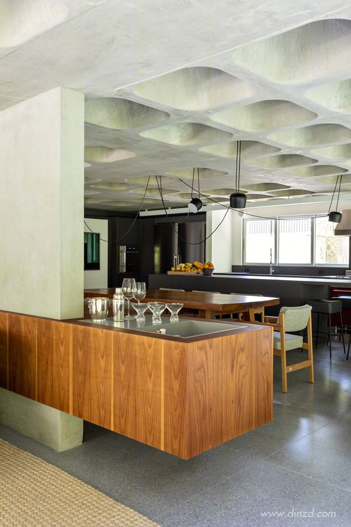巴西 Casa M 住宅的白色建筑美学-18