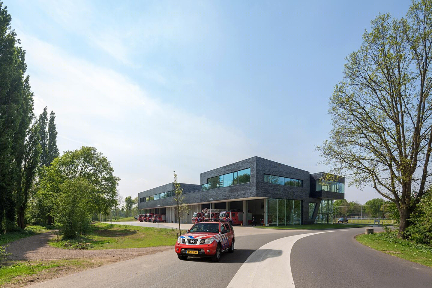 荷兰杜廷赫姆市消防局丨Bekkering Adams建筑事务所-16