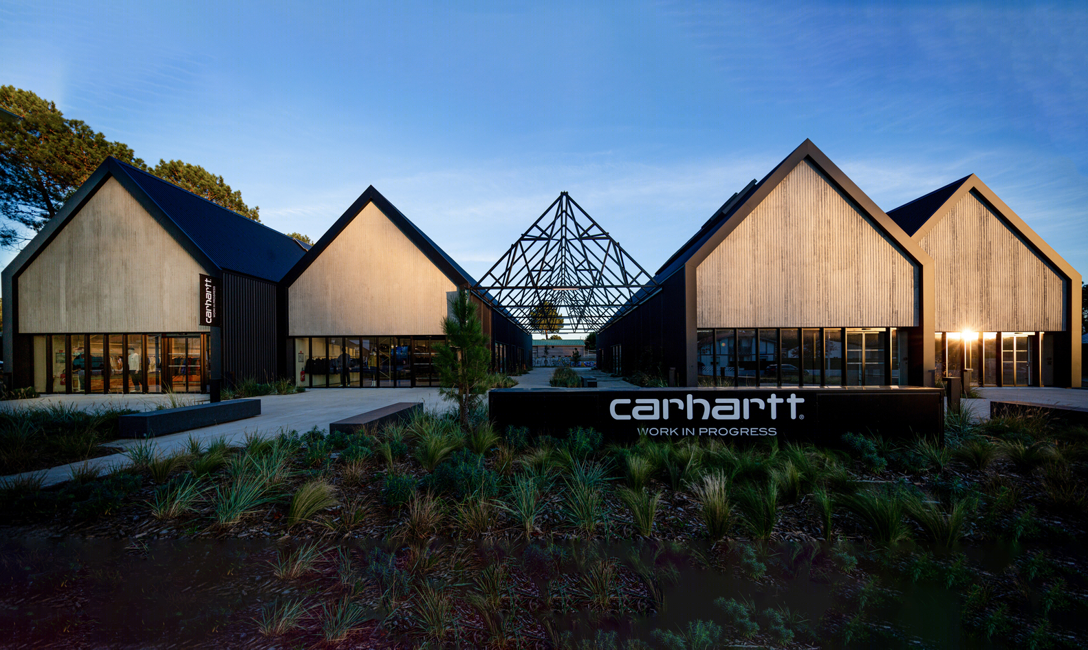 法国 Carhartt Wip 综合大楼丨Craft Architecture-7