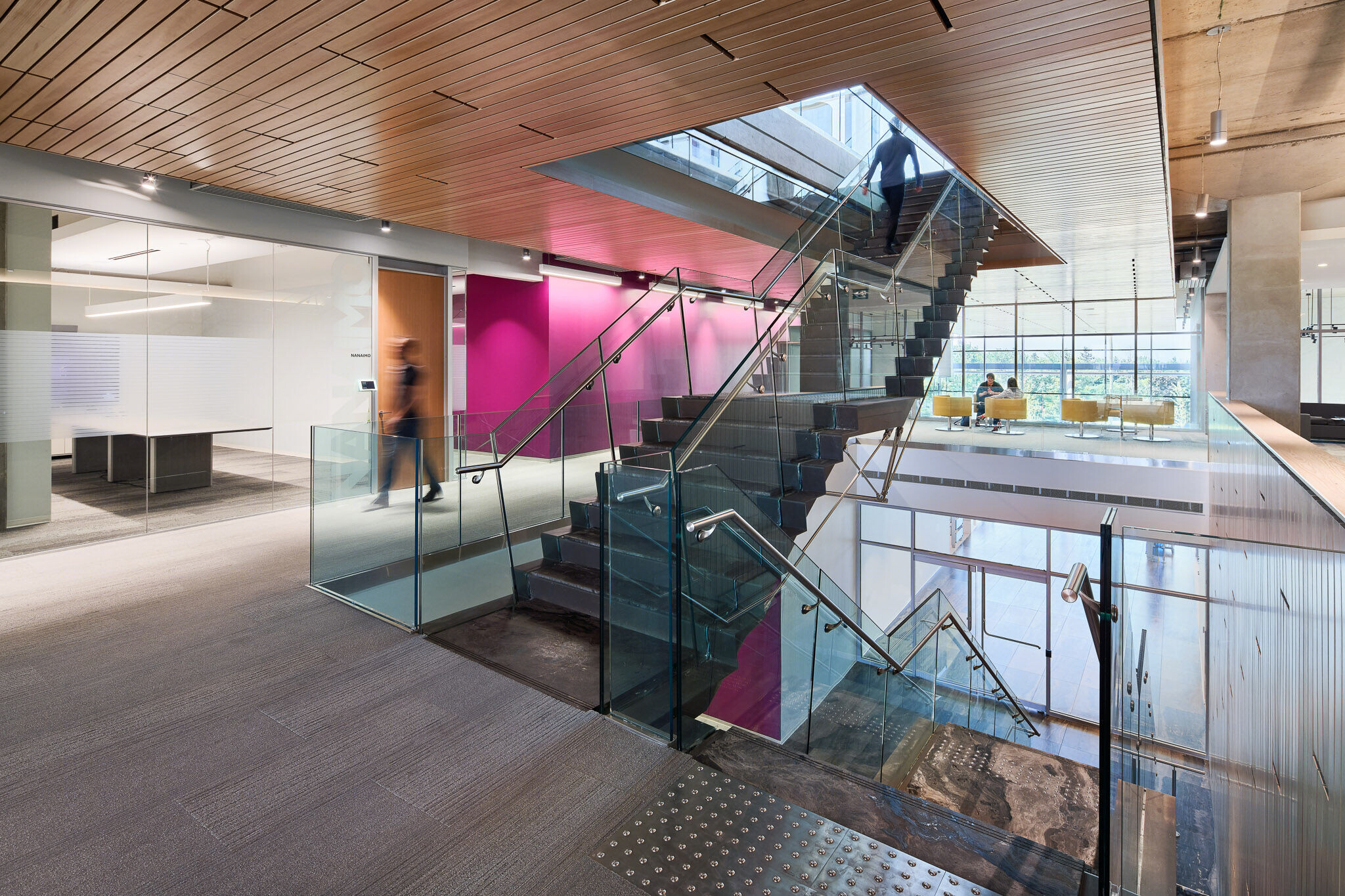 加拿大 Mississauga 曲线办公楼丨Sweeny &Co Architects Inc.-17