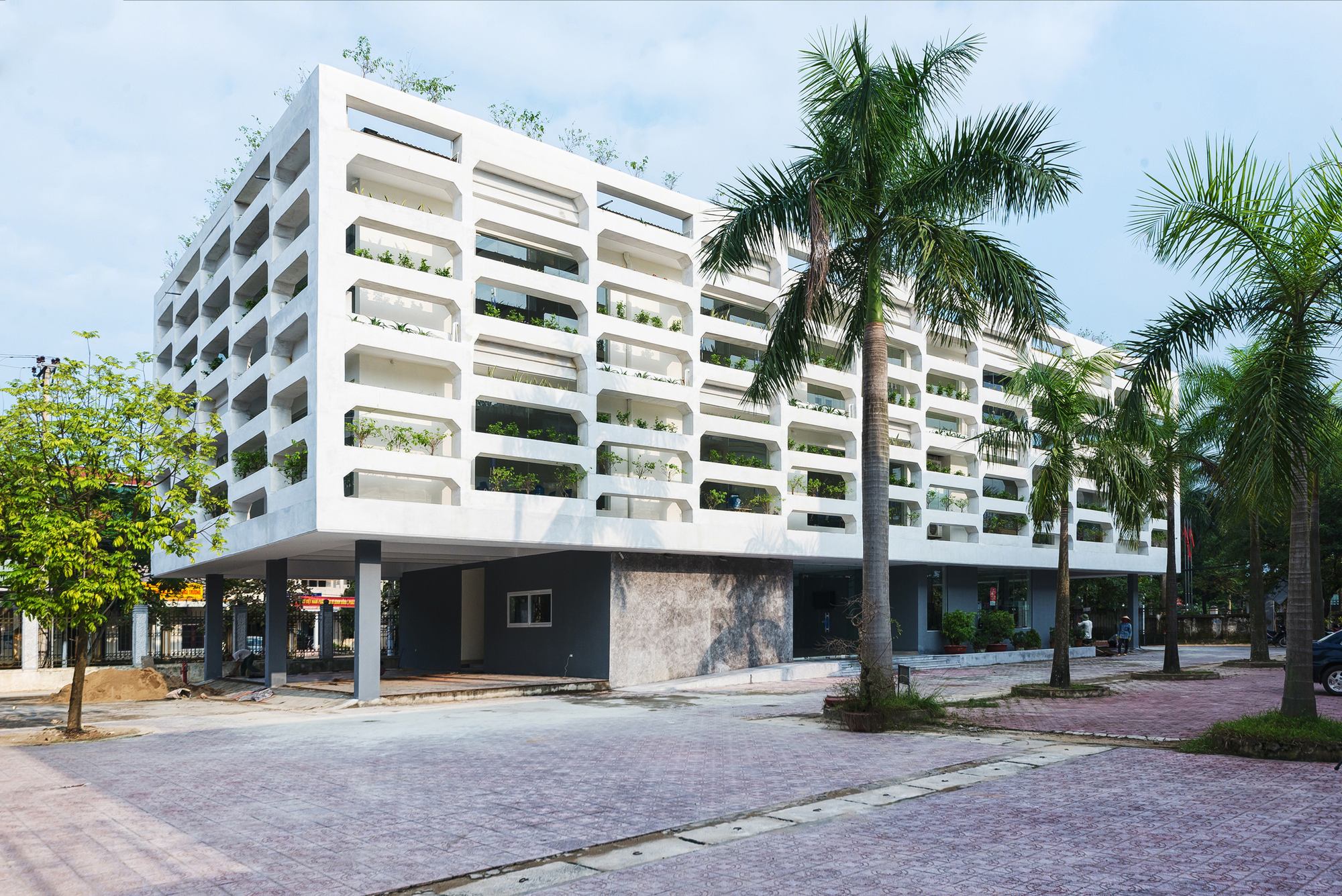 越南SRDP·IWMC办公楼丨H&P Architects-16