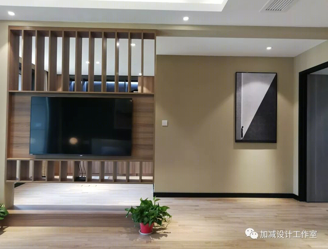 《城市之光》 | 素雅黑白灰,点缀爱马仕橙的活力住宅设计-28