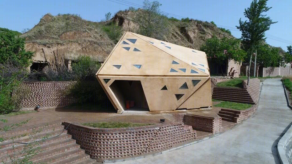 智能互动的绿色冬奥旅游接待小屋-6