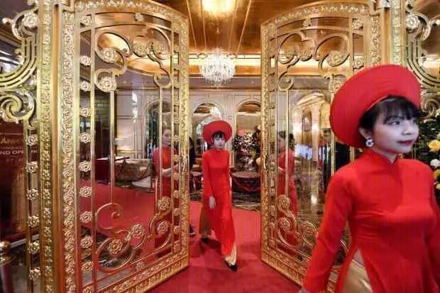 越南河内 24K 镀金酒店,豪气与土气的一线之隔-34