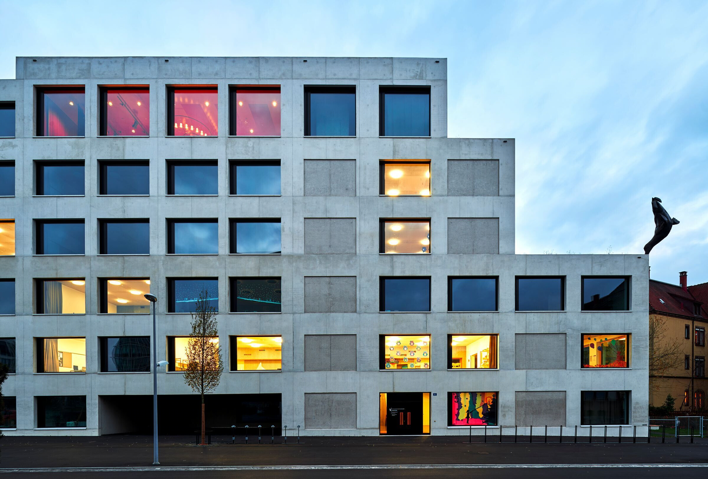 瑞士巴塞尔阶梯式学校建筑设计丨Luca Selva AG-25