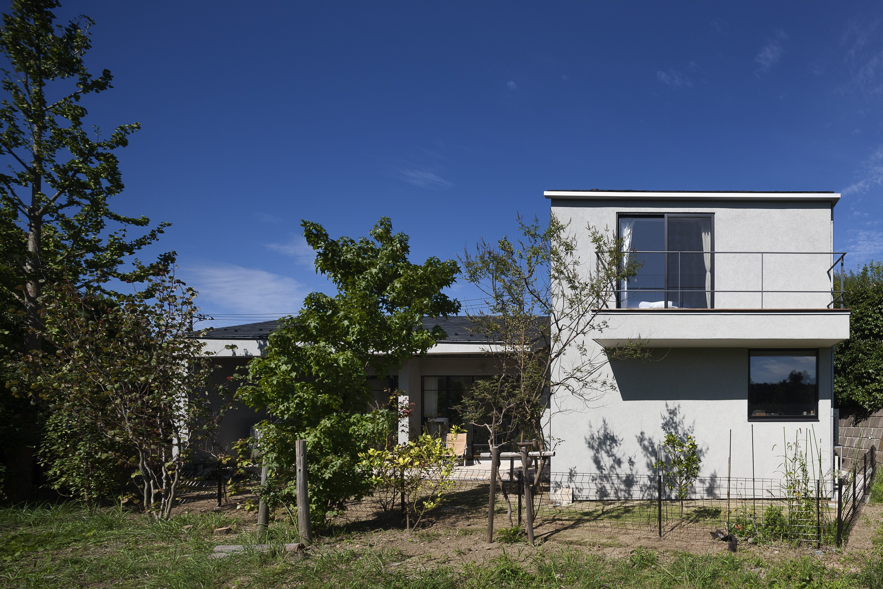 日本茨城县木质小屋住宅,与自然相融的设计-9