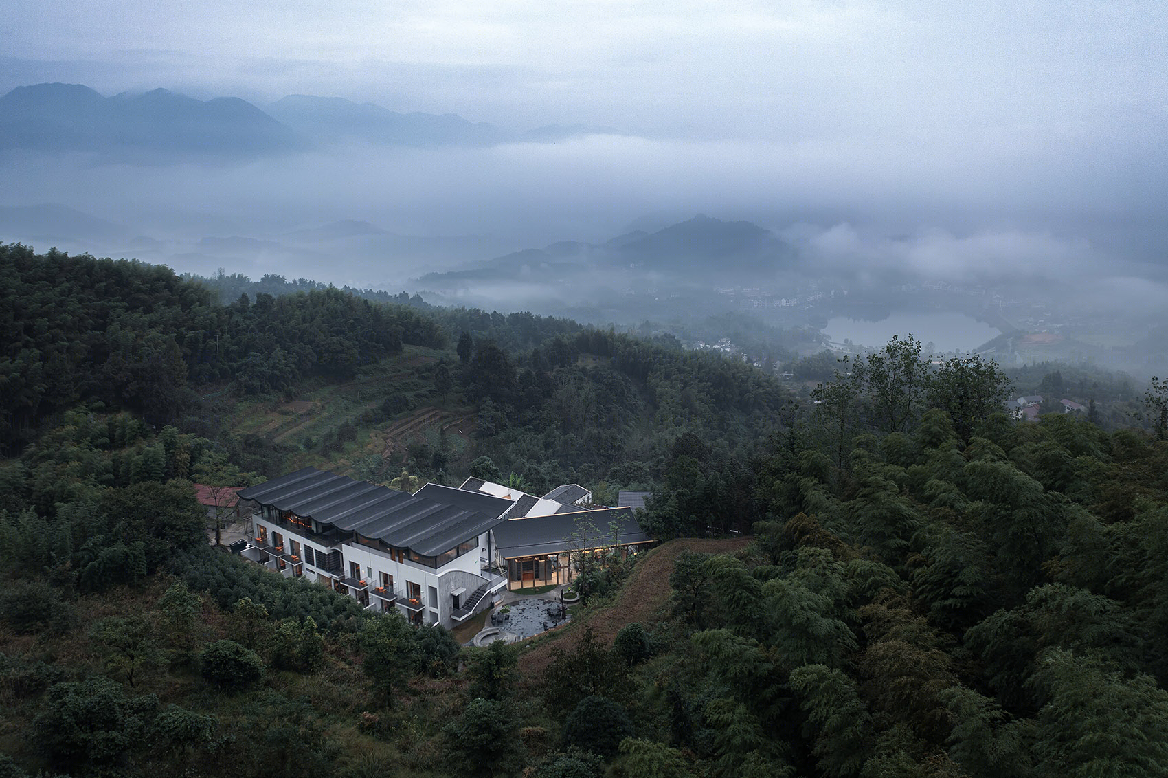 桐庐雨屋民宿丨中国杭州丨来建筑设计工作室-6