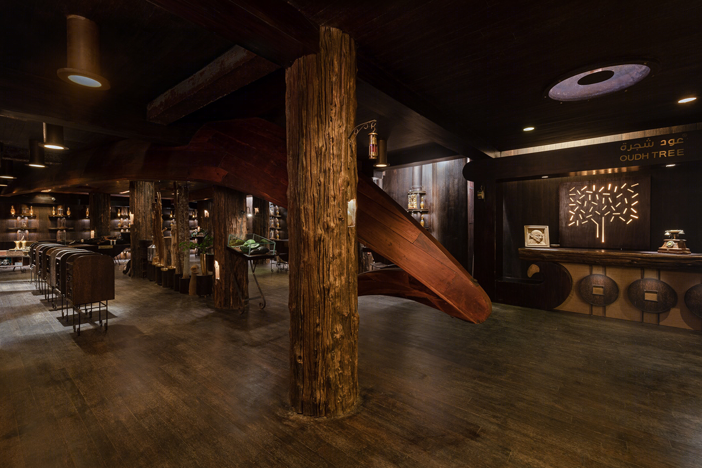 Anastasiya Gushchina丨展厅丨INTERIOR SHOOT OUDH TREE-1