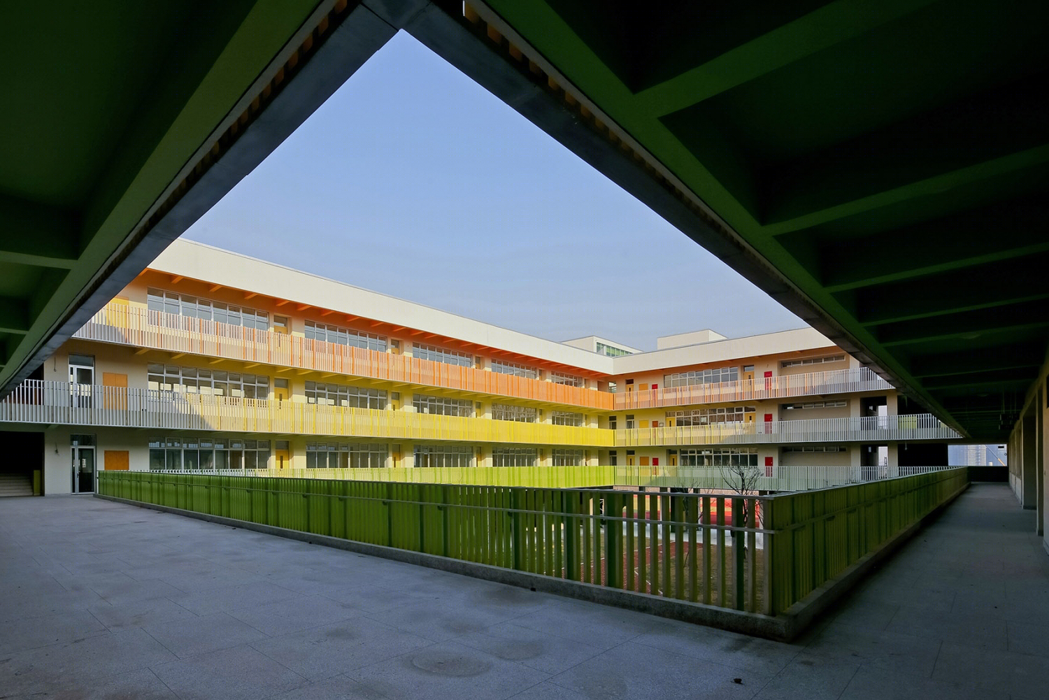 上海崧淀路初中学校-14