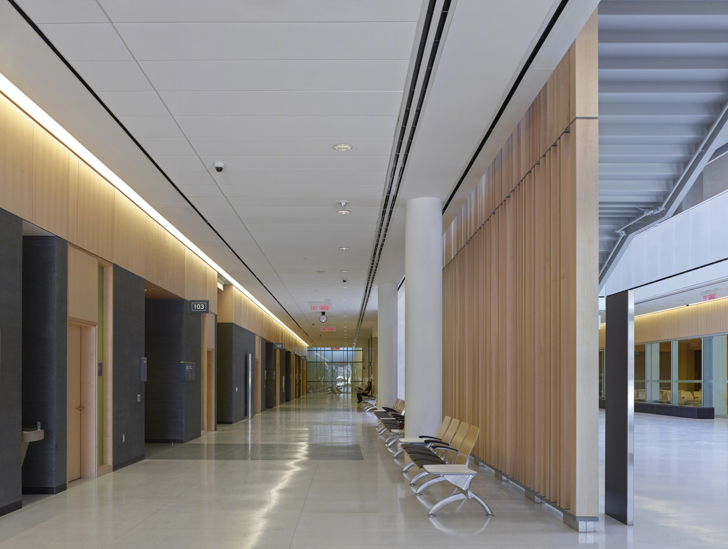 加拿大桑德贝法院丨Adamson Associates Architects-27