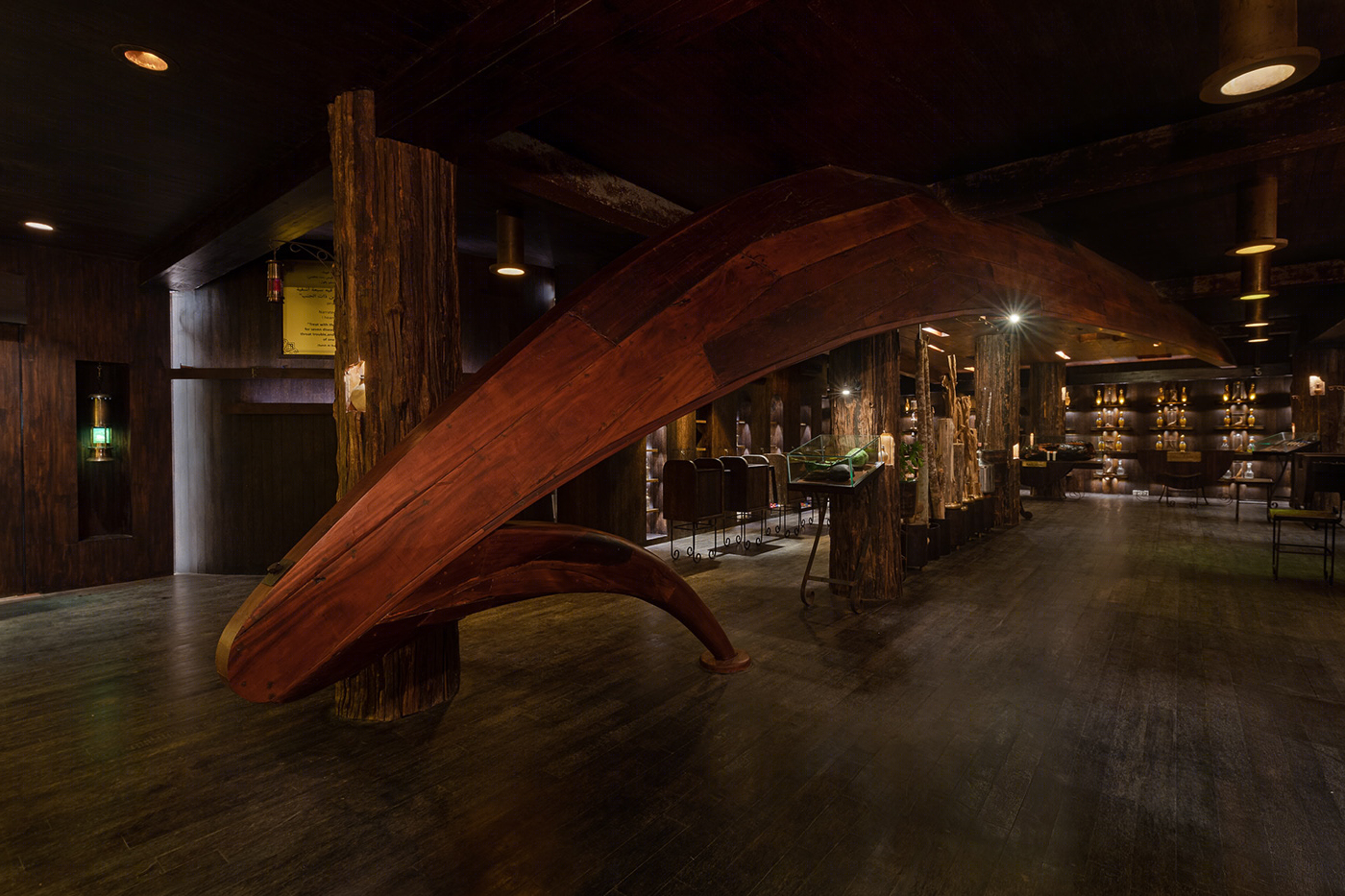 Anastasiya Gushchina丨展厅丨INTERIOR SHOOT OUDH TREE-3