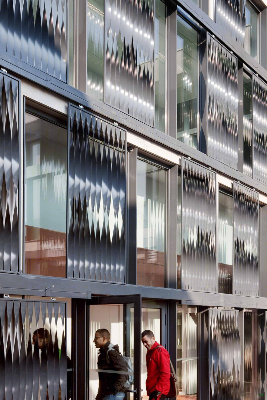 法国爱因斯坦高中·人性尺度与景观工程的融合丨NBJ Architects-20
