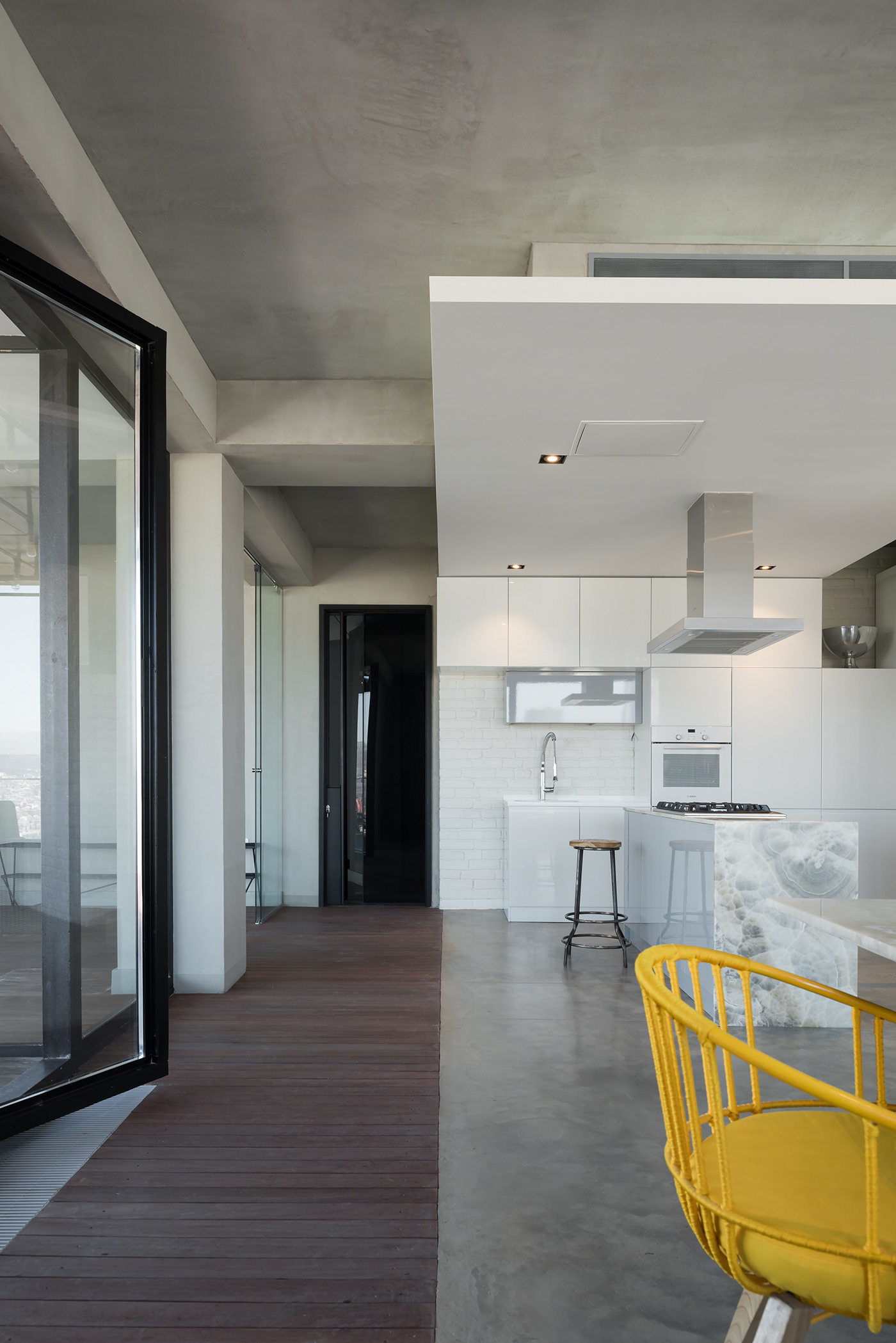 TBILISI PENTHOUSE on Behance_files maxim kashin-20