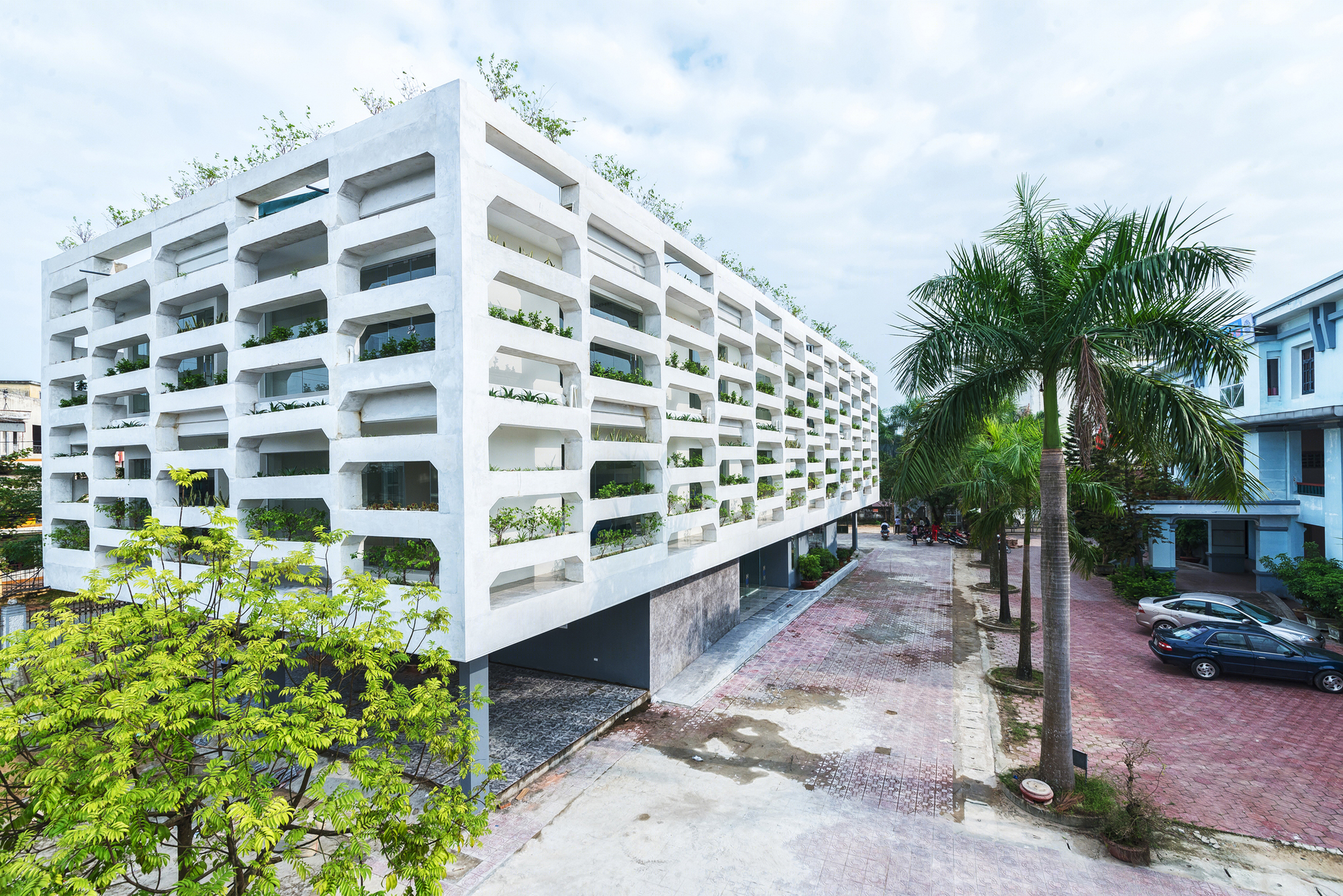 越南SRDP·IWMC办公楼丨H&P Architects-17