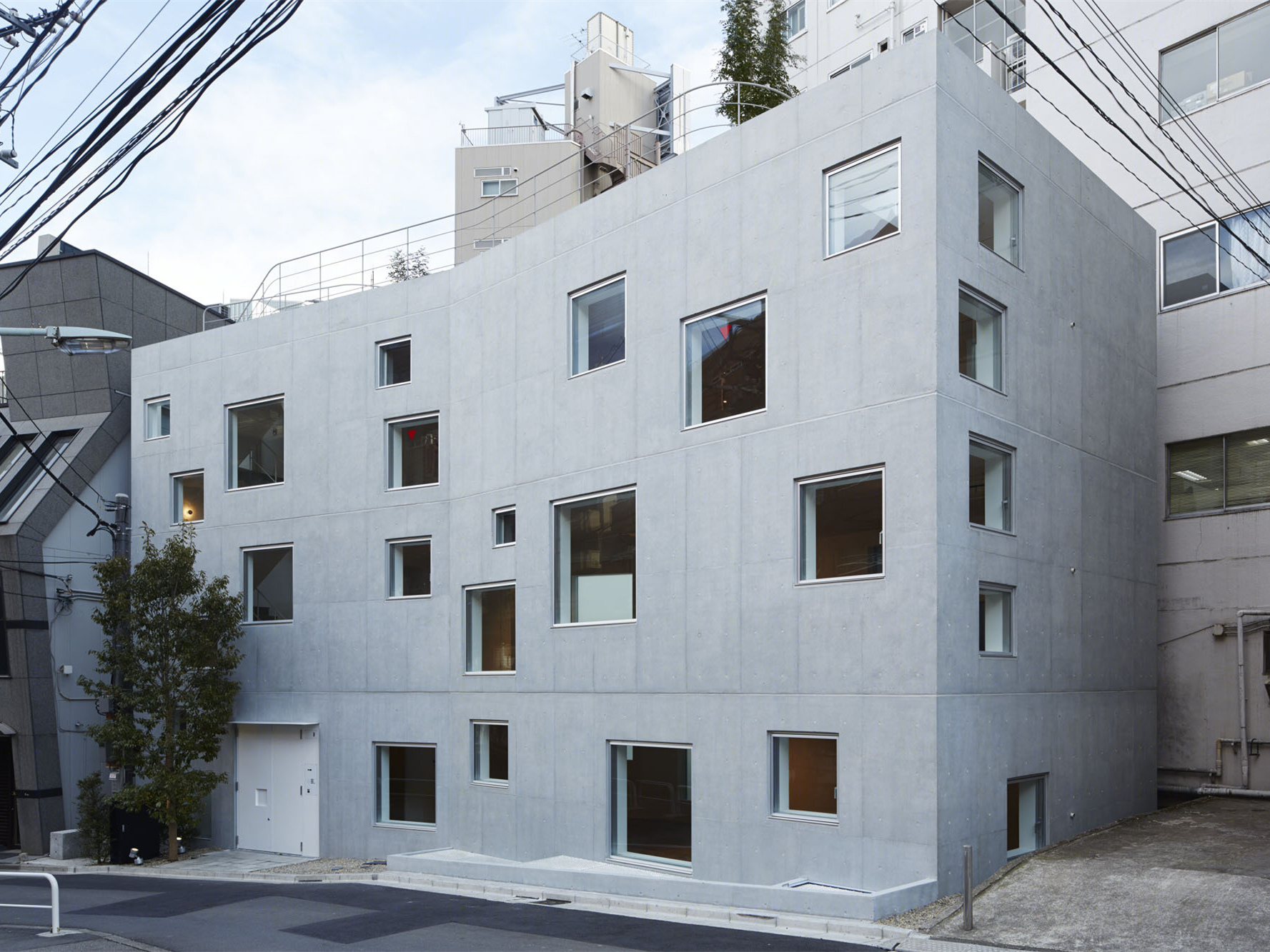 Florian Busch Architects丨办公建筑丨日本东京R4办公楼-8