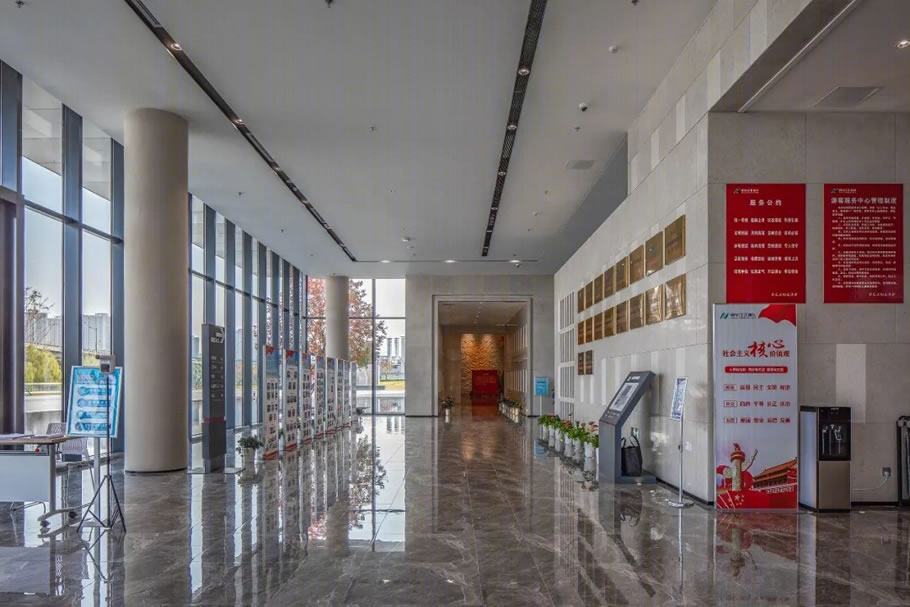 南京江北新区红色广场丨中国南京丨朱渊(东南大学建筑学院)等-22