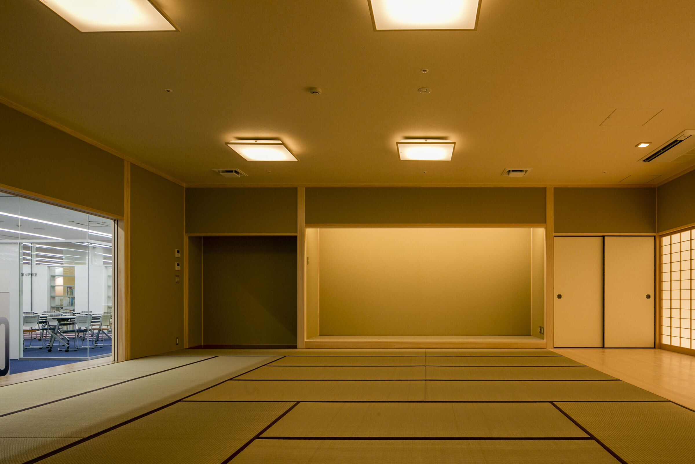 玉野市图书馆与社区学习中心 · 海上之盒丨日本丨MIKAMI Architects-36