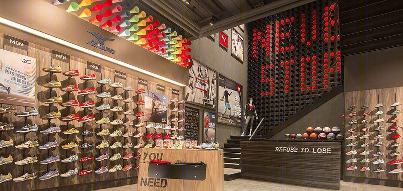 动感十足的一亨 sports 专卖店设计-6