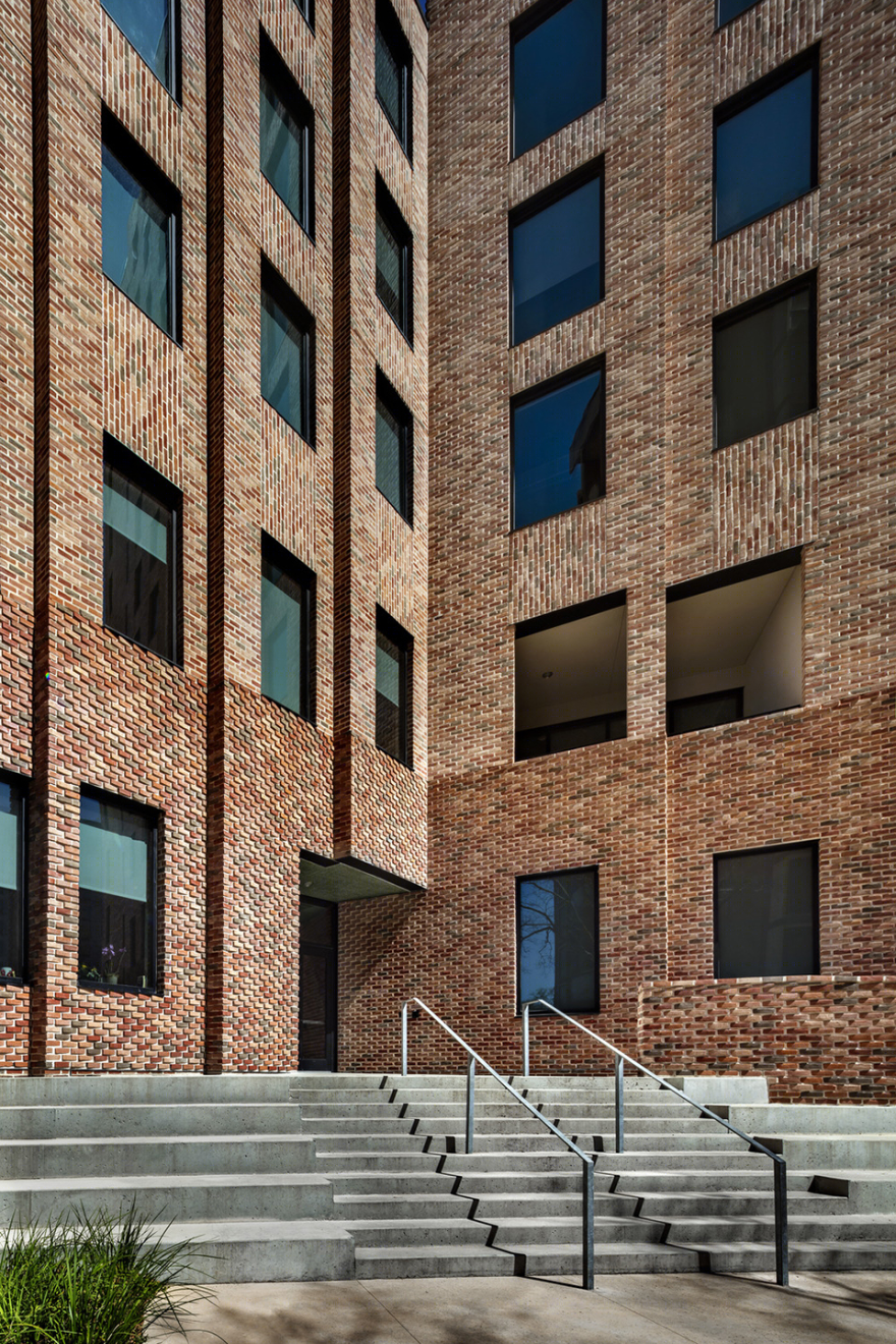 Sid Richardson 学院 | 美国休斯顿现代主义学生宿舍设计典范-37