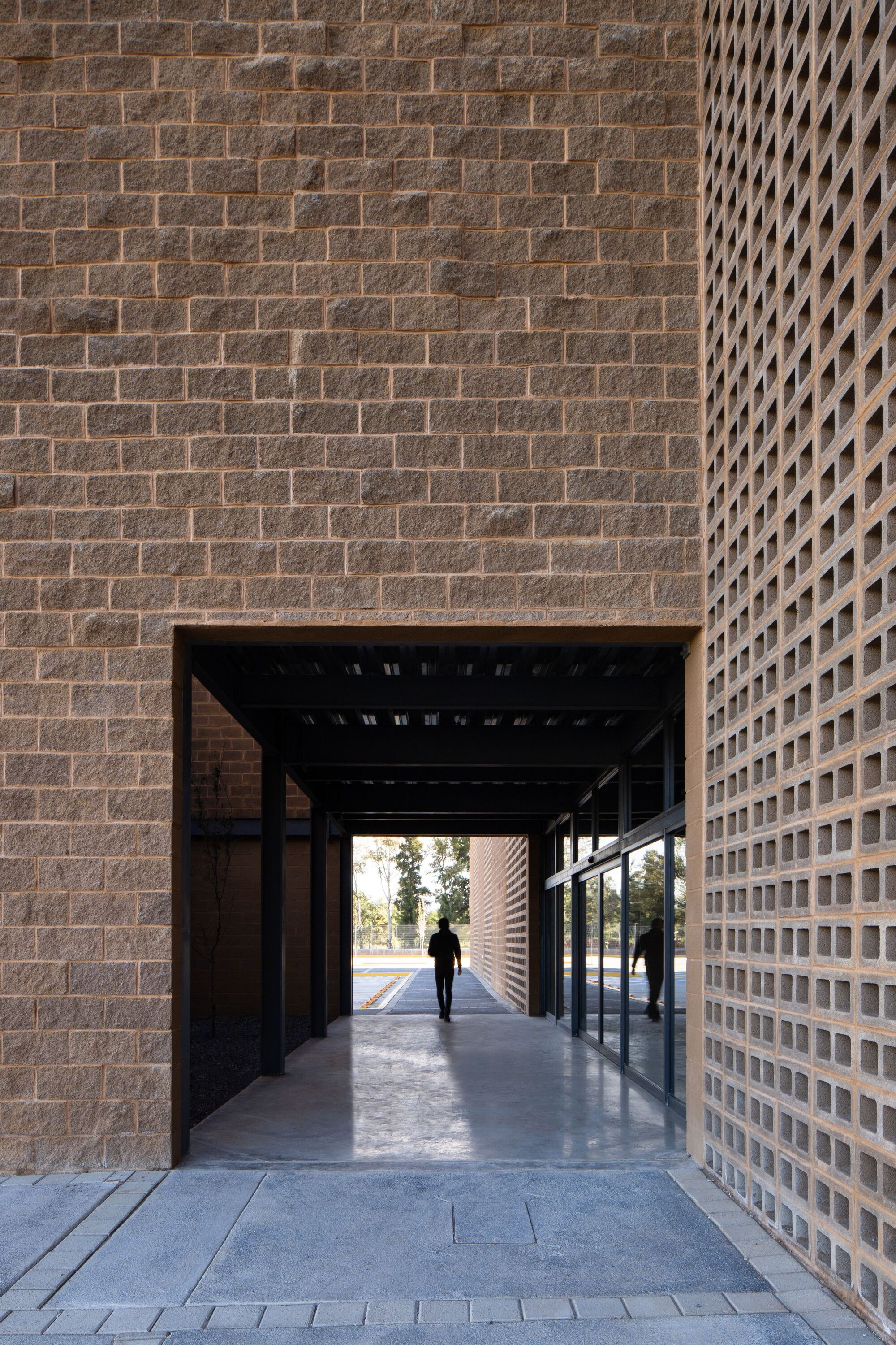 Envases Microonda 办公建筑丨墨西哥瓜纳华托-2