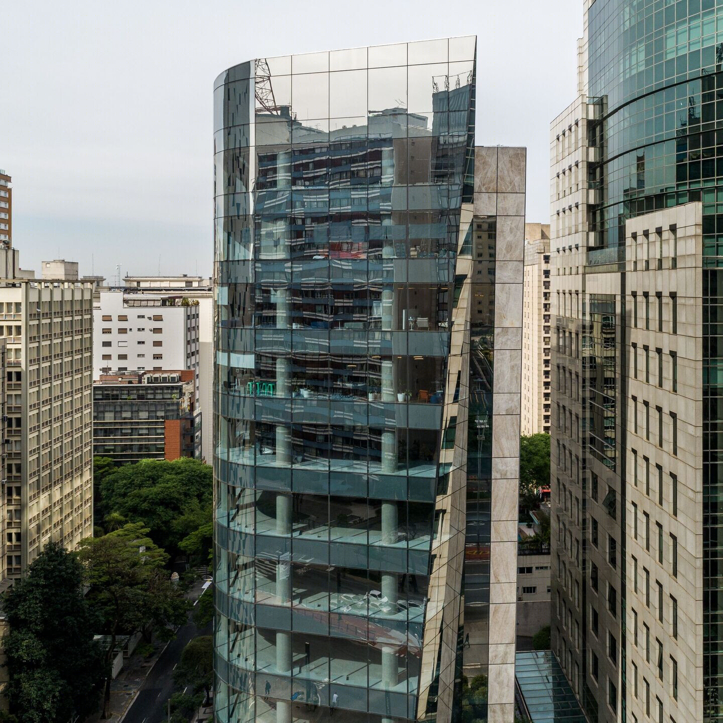 巴西圣保罗 Safra Paulista 办公建筑丨aflalo,gasperini arquitetos-17