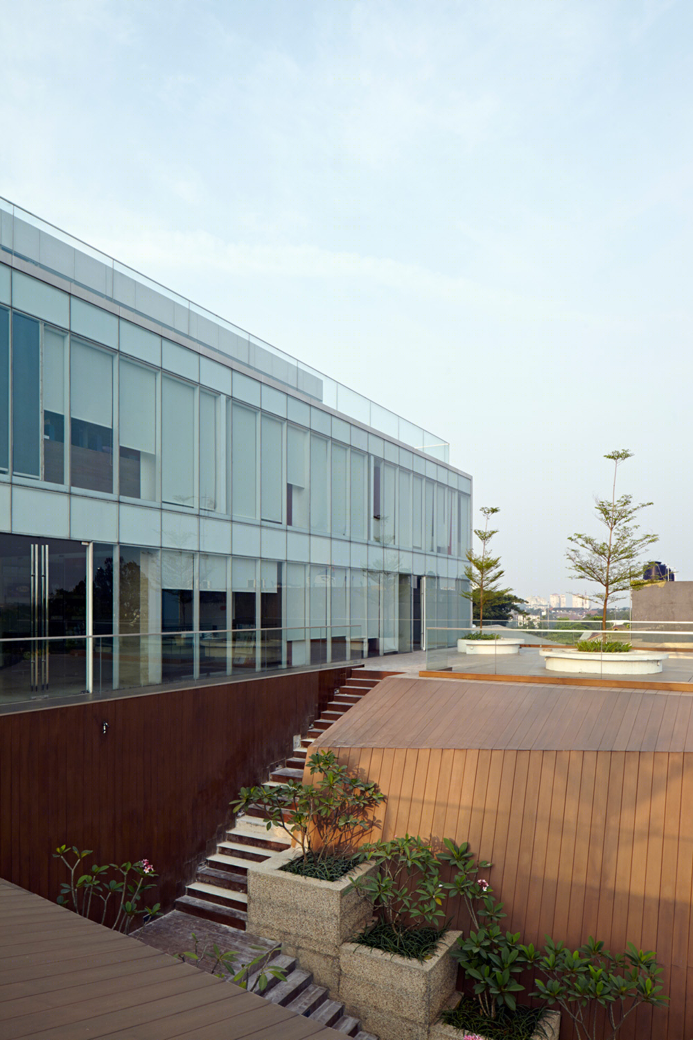 印尼Grha Adhi媒体综合大楼丨Atelier TT-25