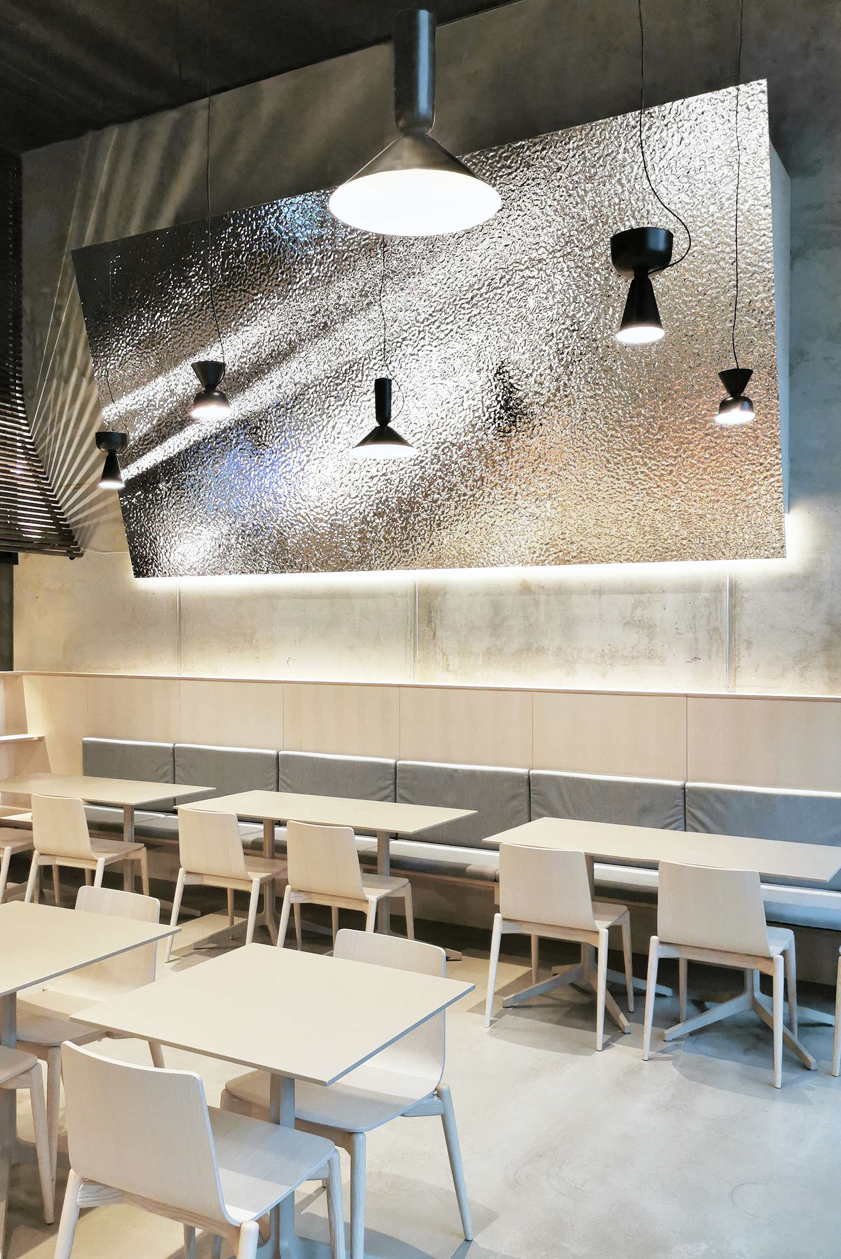 EZO Ramen - Izakaya Radius Design-9