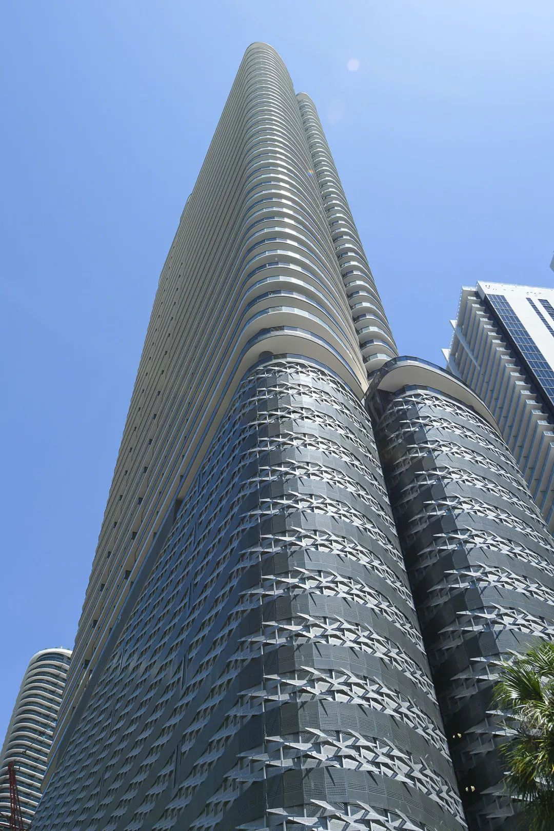 迈阿密最高公寓 One Bennett Park,Iosa Ghini 打造无缝室内外空间-18