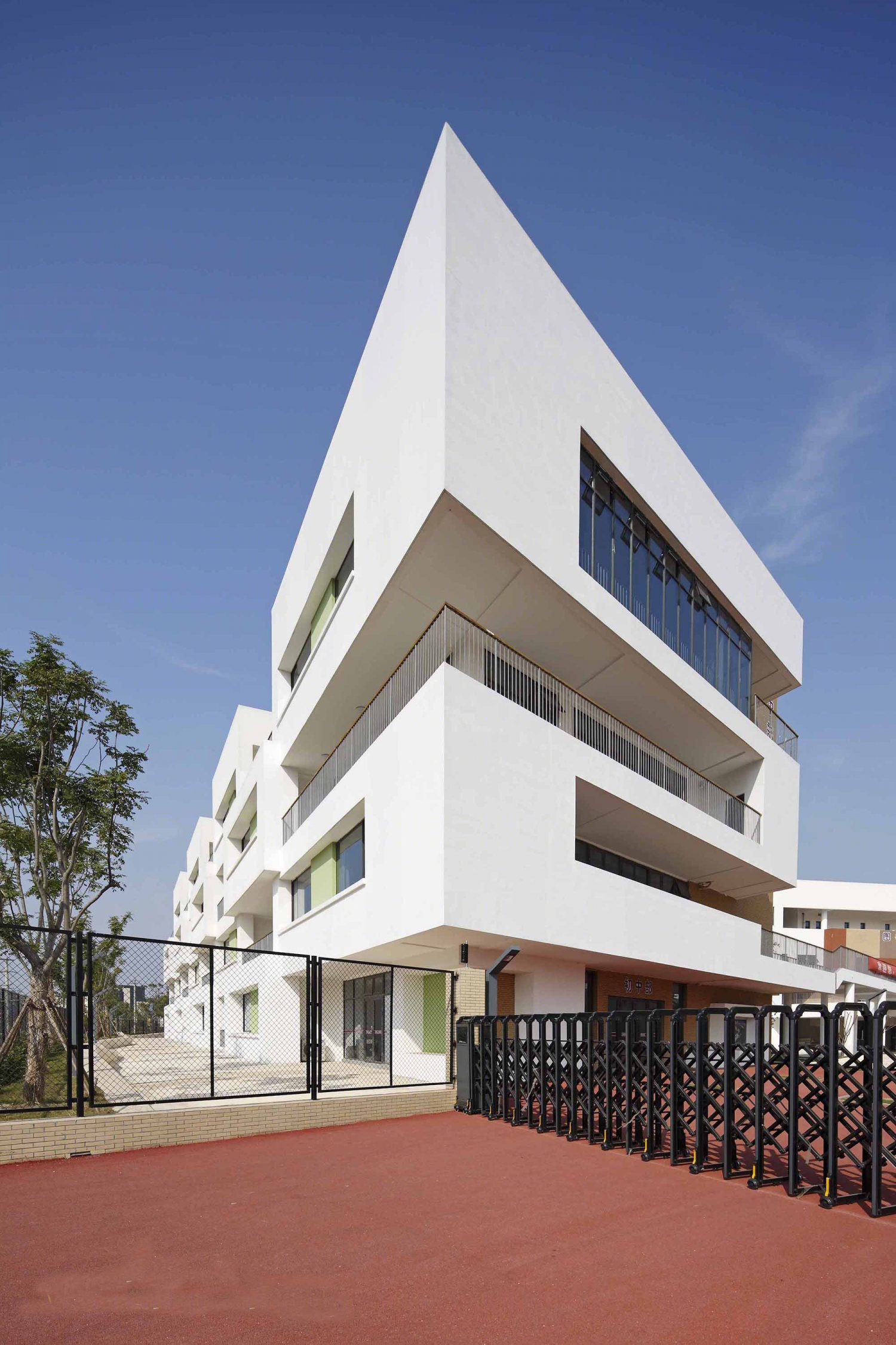 江阴市小学及初中丨BAU Brearley Architects + Urbanists-29