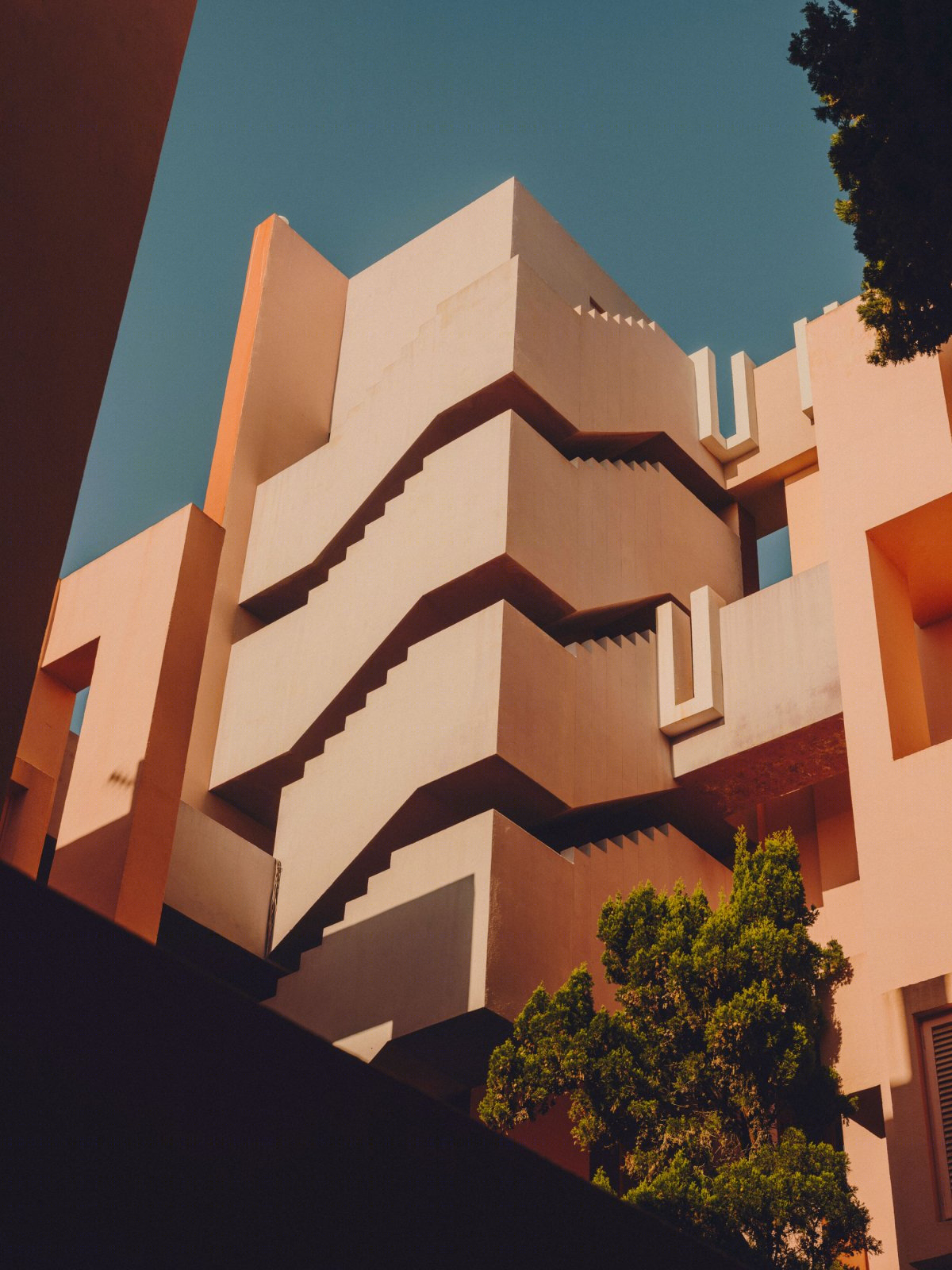 La Muralla Roja(红墙公寓)-12