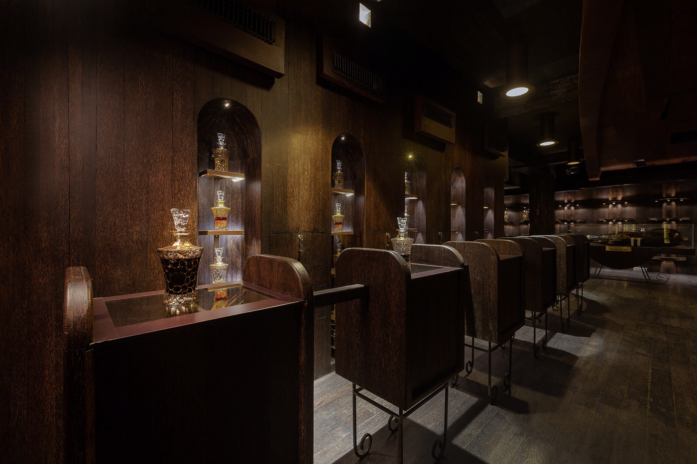 Anastasiya Gushchina丨展厅丨INTERIOR SHOOT OUDH TREE-7