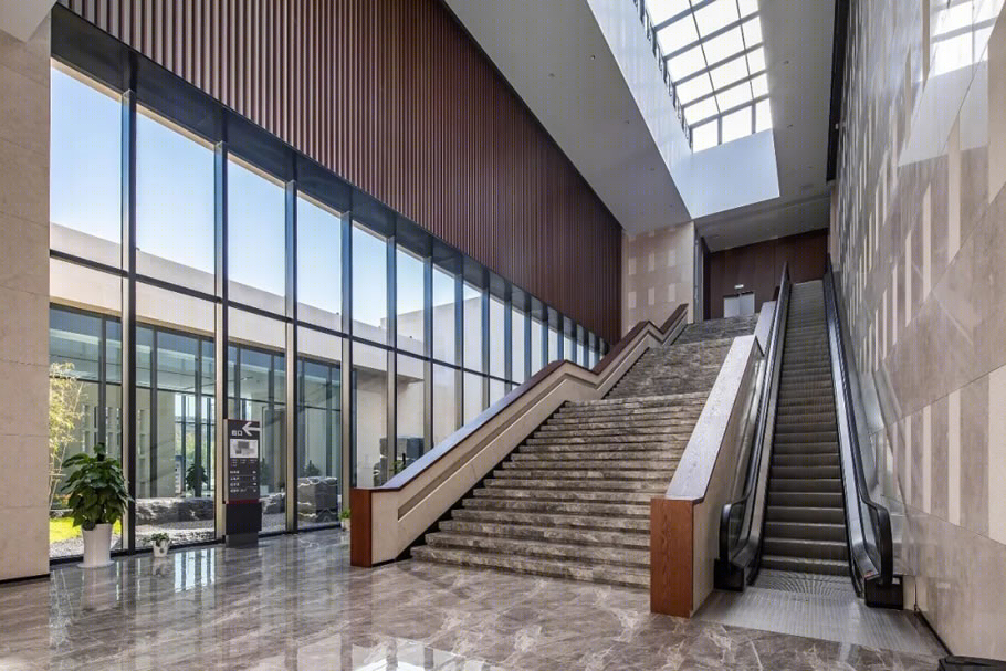 南京江北新区红色广场丨中国南京丨朱渊(东南大学建筑学院)等-25