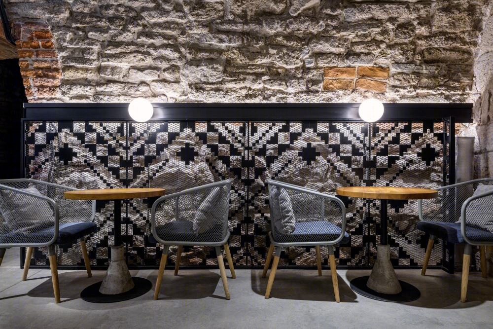 乌克兰 Lviv 美食艺术空间丨loft buro-25