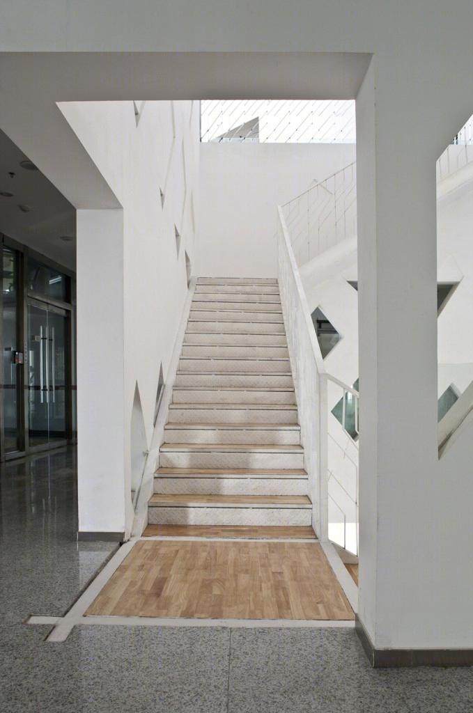 威海 Hiland•名座——自然通风的绿色商业建筑-24