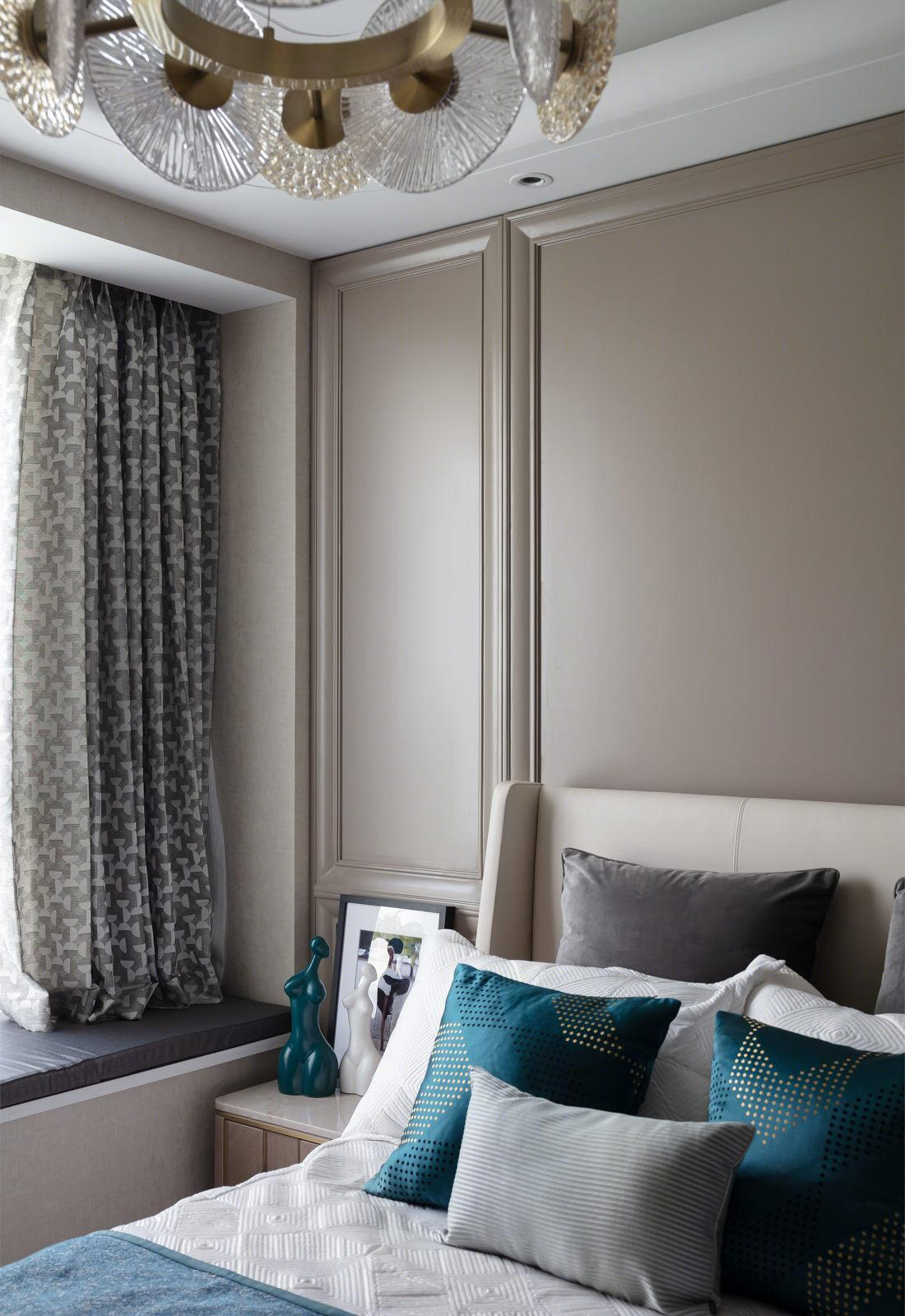 现代轻奢——治愈空间中的金色魅影。-13