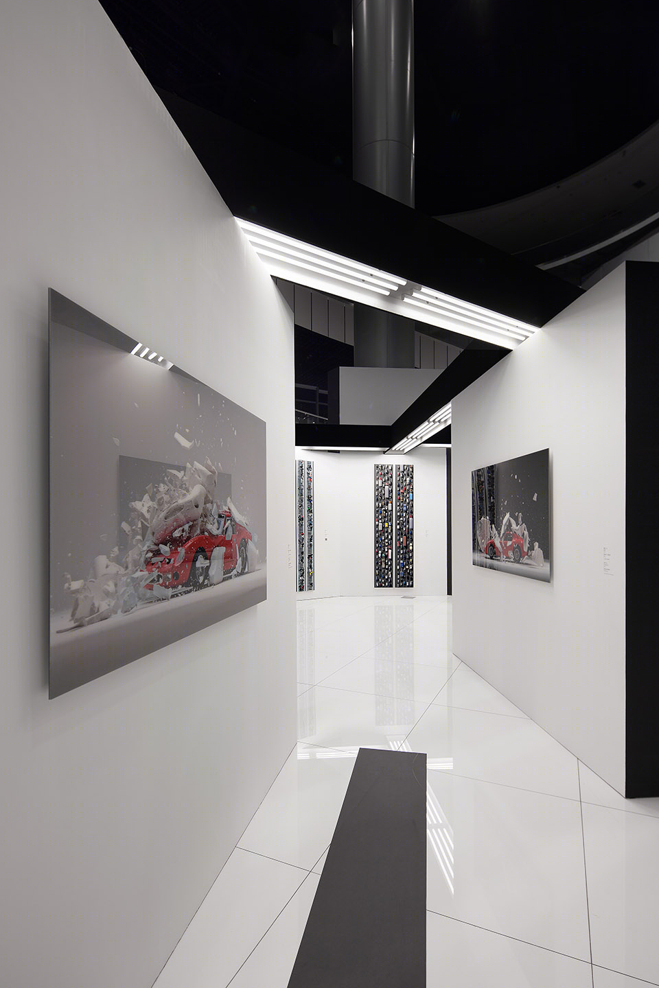 上海汽车博物馆“移动的狂想－汽车与当代艺术”展览空间设计-23