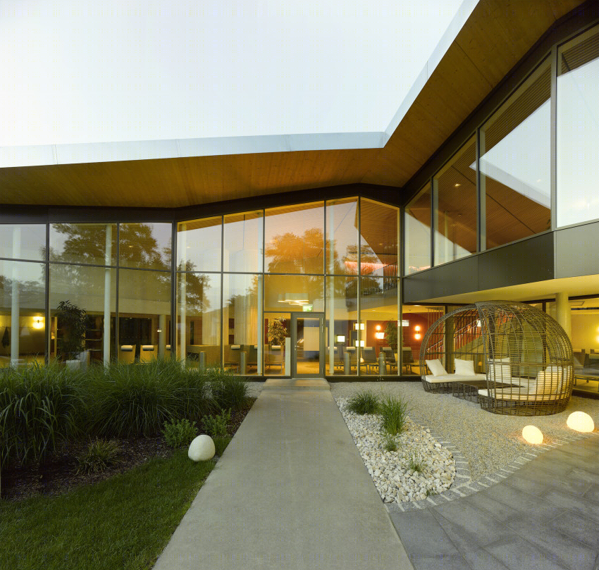 巴特艾布林温泉浴场扩建丨Behnisch Architekten 事务所-14